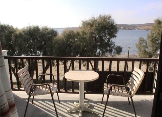 Hotel Zannet Parikia  Bagian luar foto