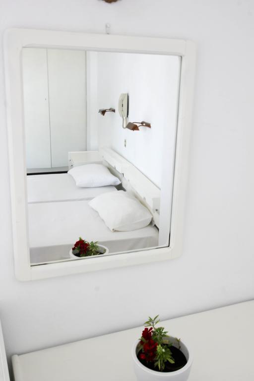 Hotel Zannet Parikia  Bagian luar foto