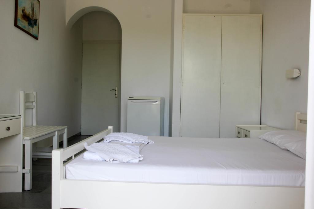 Hotel Zannet Parikia  Bagian luar foto