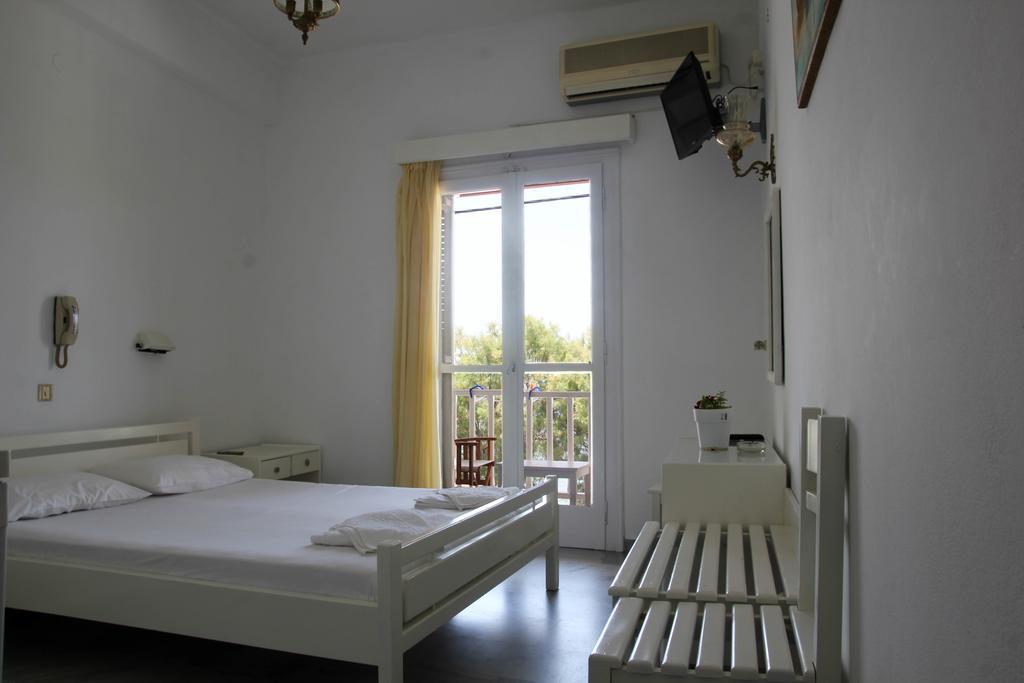 Hotel Zannet Parikia  Bagian luar foto