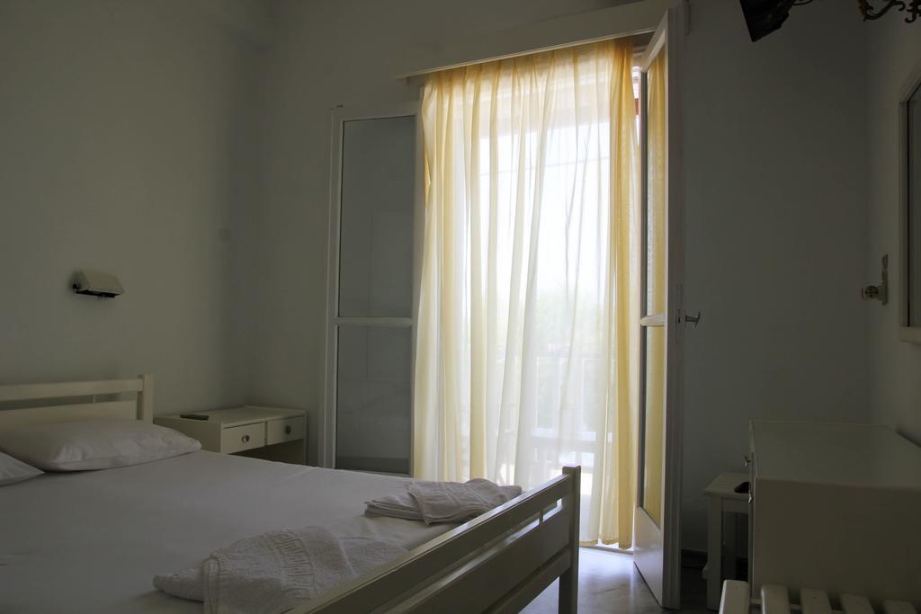 Hotel Zannet Parikia  Bagian luar foto