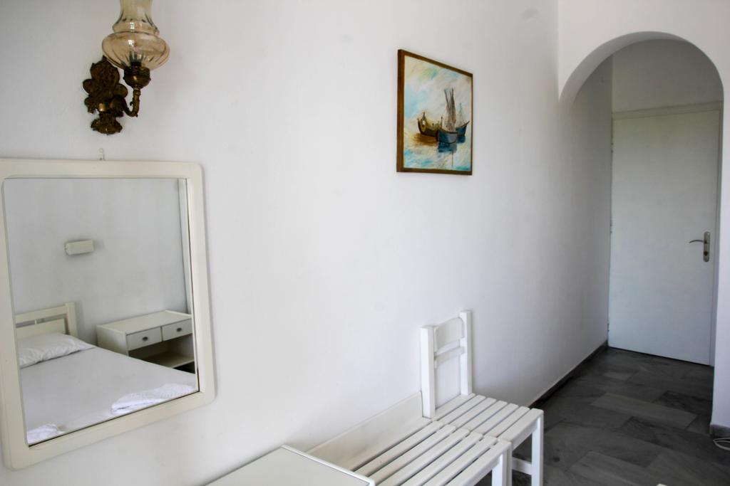Hotel Zannet Parikia  Bagian luar foto