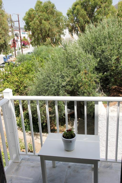Hotel Zannet Parikia  Bagian luar foto